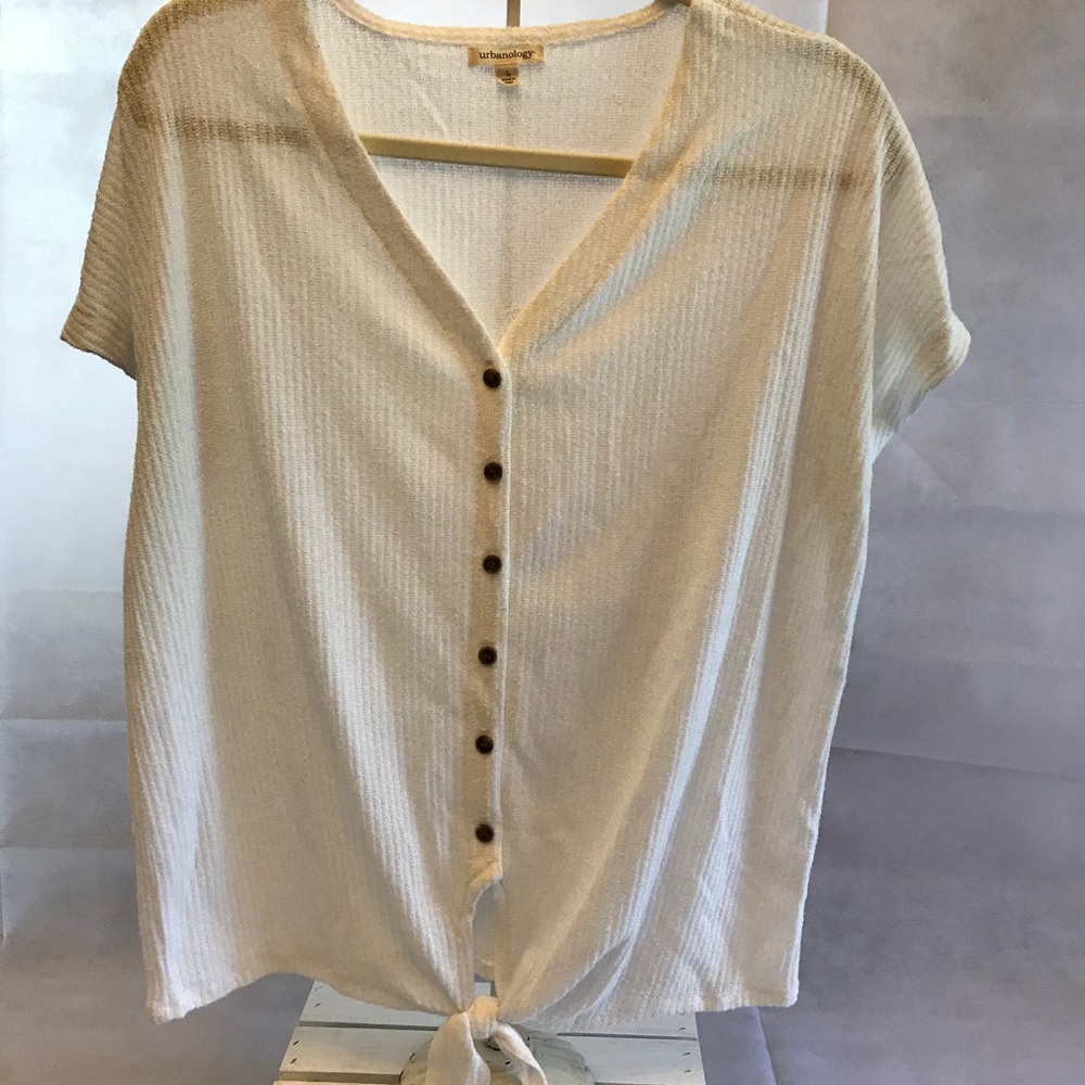 Urbanology size L button up off white short sleeve top with tie at waist.